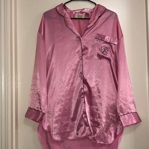 Pink Victoria’s Secret robe